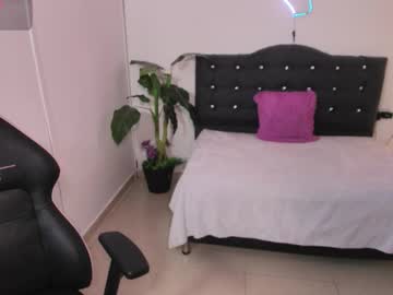 medusa_tay — 2025-10-09 15:48 medusa_tay — 2025-10-09 15:48